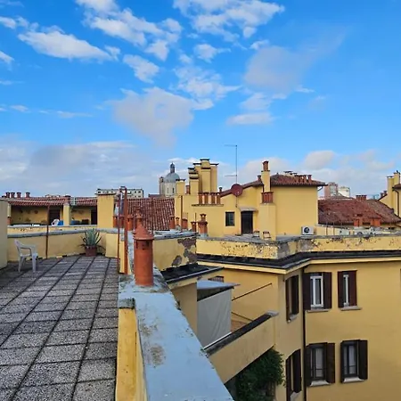 Al Castello Affittacamere *